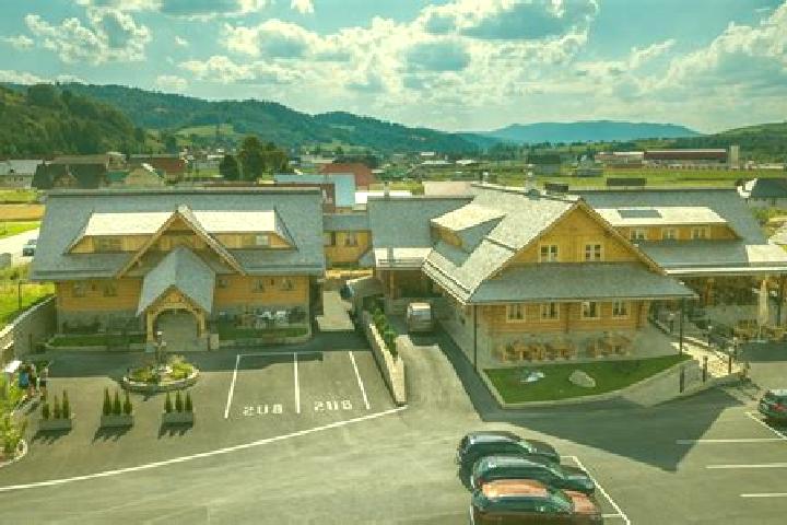 Piper, 23 — Escort in Zakamenne, Slovakia