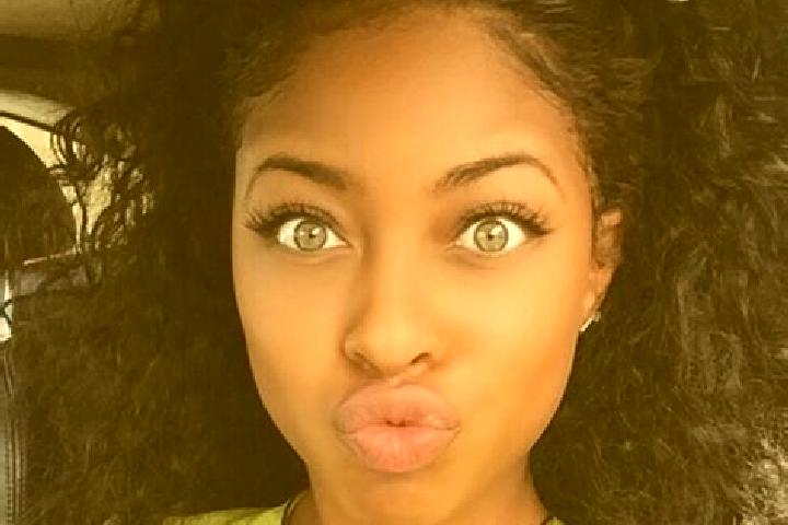Piper, 24, a black green-eyed ebony companion based in Gusoiu. Offering Tantra, A-Level, Striptease. Available for incall and outcall, day and evening dates.