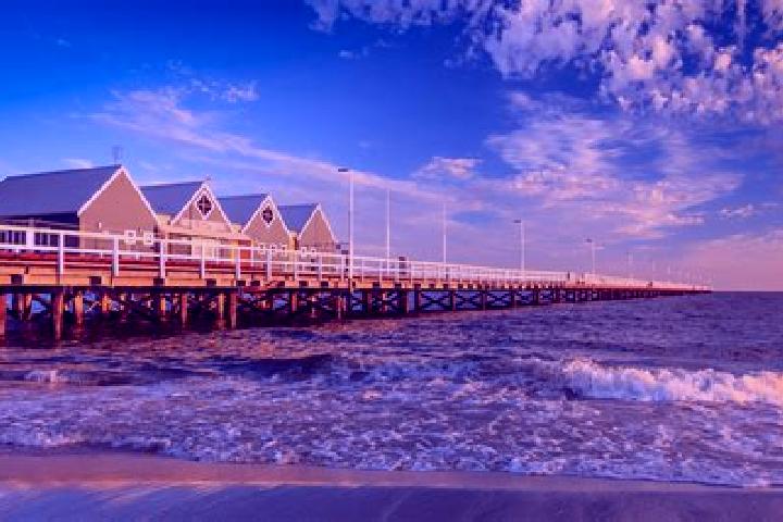 Piper, 24, a chestnut amber-eyed caucasian companion based in Busselton city centre. Offering CIM, Striptease, Massage. Available for incall and outcall, day...