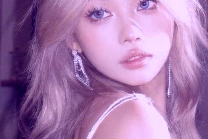 Piper, 24, a platinum blonde dark-eyed asian companion based in Taita. Offering Duos, OWO, BDSM, Couples, Fetish. Available for incall and outcall, day and e...