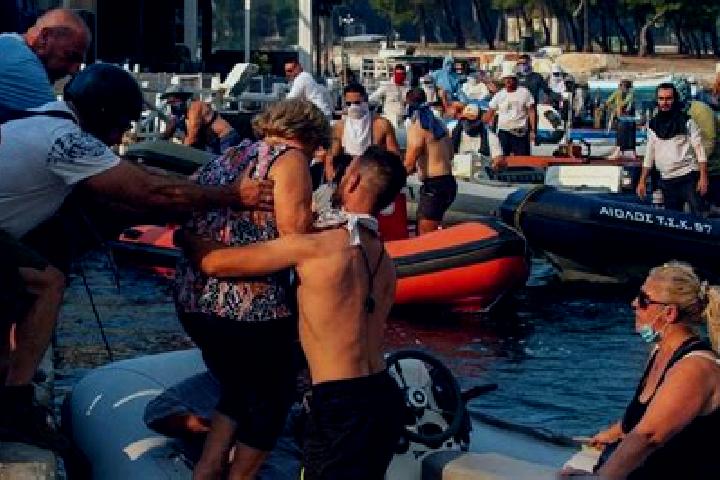 Piper, 24 — Escort in Anchialos, Greece