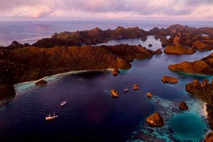 Piper, 24 — Escort in Curah Cotok Krajan, Indonesia