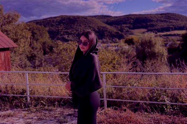 Piper, 24 — Escort in Dambovicioara, Romania