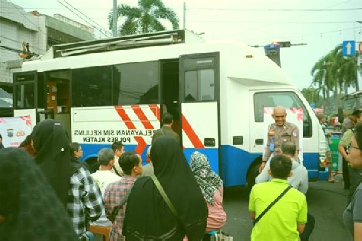 Piper, 24 — Escort in Klaten, Indonesia