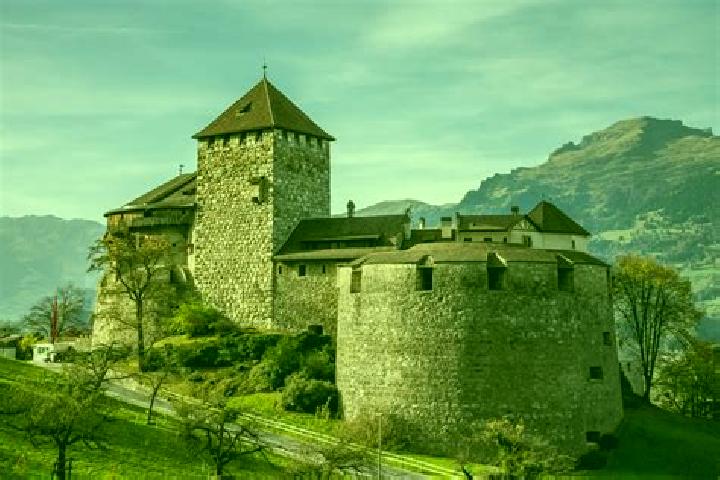 Piper, 24 — Escort in Mauren, Liechtenstein