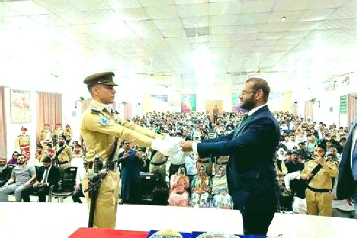 Piper, 24 — Escort in Raja Jang, Pakistan