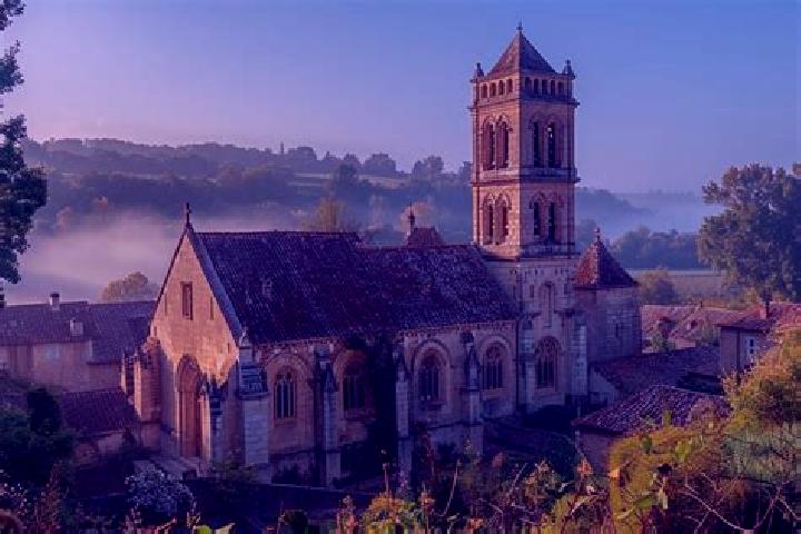Piper, 24 — Escort in Vieille-Eglise, France