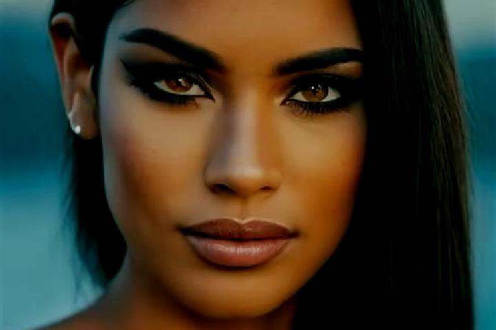 Piper, 25, a black dark-eyed latina companion based in Osku. Offering CIM, Girlfriend Experience, Duos. Available for incall and outcall, day and evening dates.