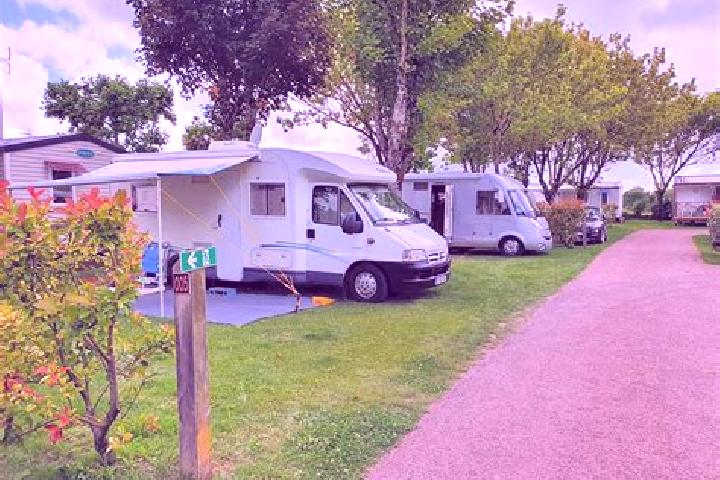 Piper, 25 — Escort in Etaules, France