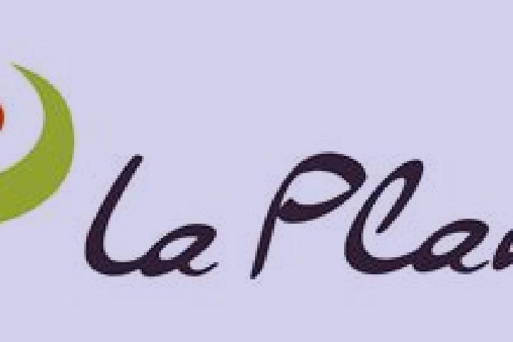 Piper, 25 — Escort in La Planche, France