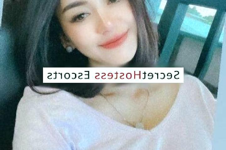 Piper, 25 — Escort in Marisa, Indonesia