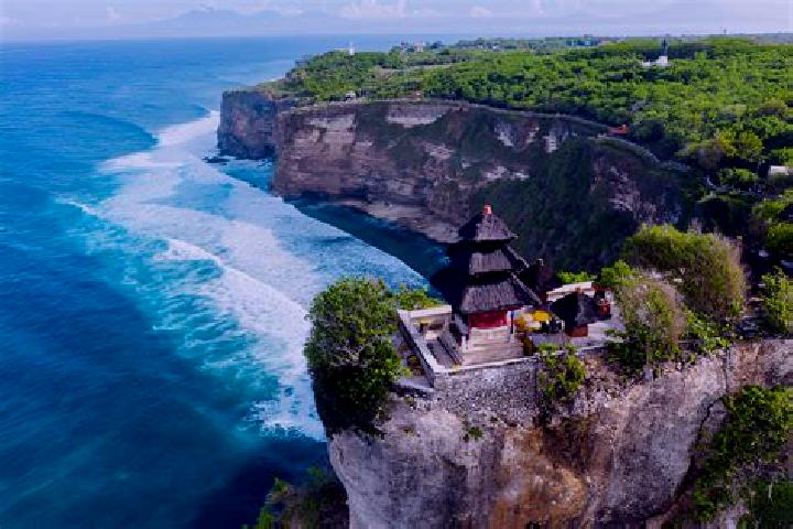 Piper, 25 — Escort in Pecatu, Indonesia