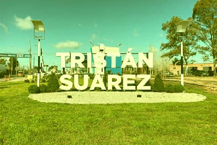 Piper, 25 — Escort in Tristan Suarez, Argentina