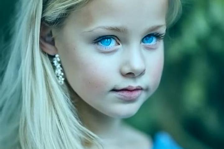 Piper, 26, a blonde blue-eyed caucasian companion based in Emsburen. Offering Dinner Date, Party Girl, 69, Fetish, OWO. Available for incall and outcall, ove...