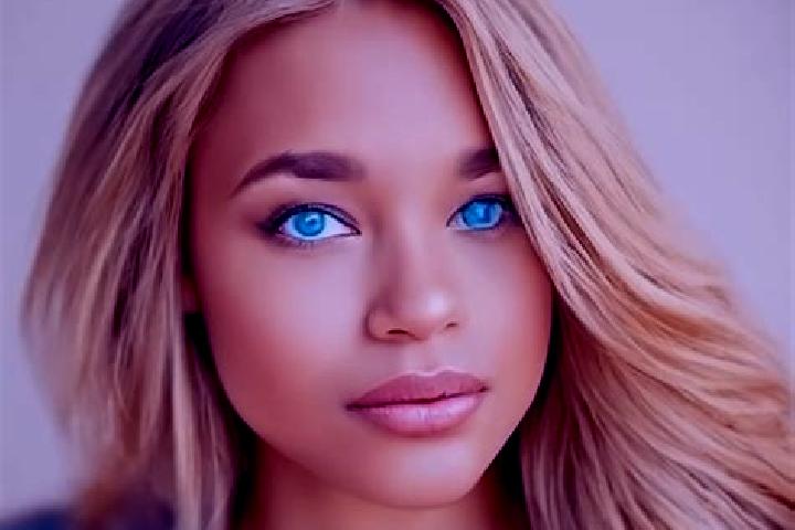 Piper, 26, a blonde blue-eyed latina companion based in Wladyslawowo. Offering Tantra, Fetish, Overnight. Available for incall and outcall, day and evening d...