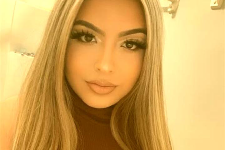 Piper, 26, a blonde dark-eyed latina companion based in Pawtucket. Offering Girlfriend Experience, Overnight, 69. Available for incall and outcall, day and e...