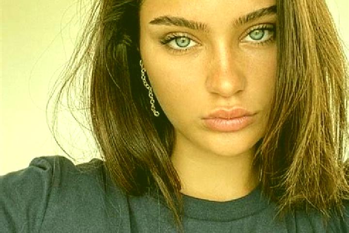 Piper, 26, a brunette dark-eyed middle eastern companion based in Fazilka. Offering BDSM, A-Level, Duos, Roleplay. Available for incall and outcall, overnigh...