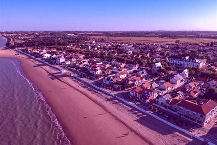 Piper, 26 — Escort in Chatelaillon-Plage, France