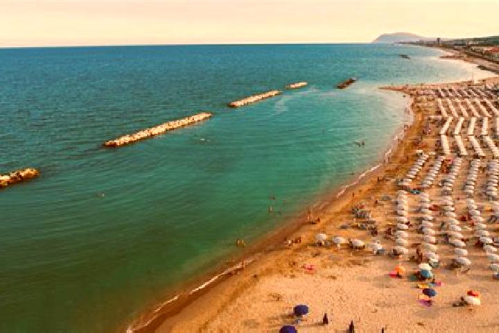 Piper, 26 — Escort in Civitanova Marche, Italy