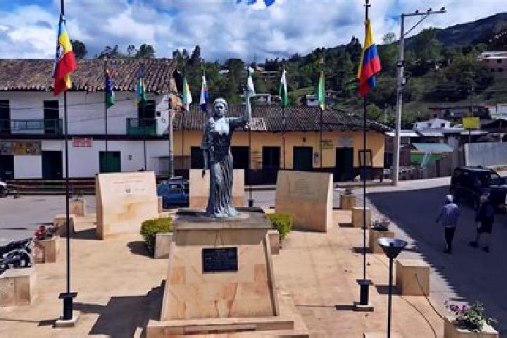 Piper, 26 — Escort in Macheta, Colombia