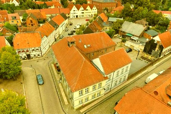 Piper, 26 — Escort in Osterburg, Germany