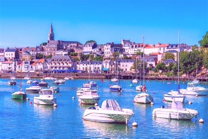 Piper, 26 — Escort in Pornic, France