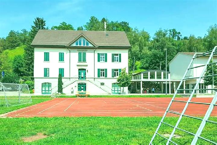 Piper, 26 — Escort in Richenthal, Switzerland