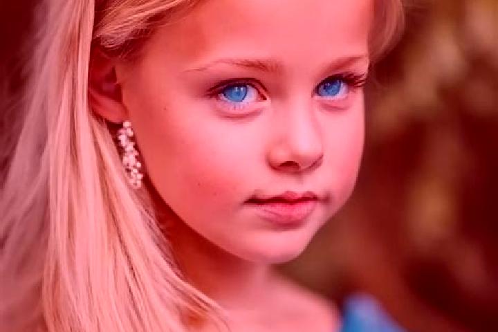Piper, 27, a blonde blue-eyed asian companion based in Peristeri. Offering Deep French Kissing, Couples, Fetish, A-Level, Travel Companion. Available for inc...
