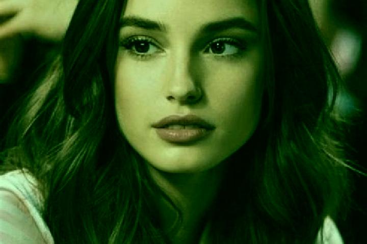 Piper, 27, a brunette brown-eyed slavic companion based in Cipaieni. Offering Dinner Date, Couples, Massage, GFE, Domination. Available for incall and outcal...