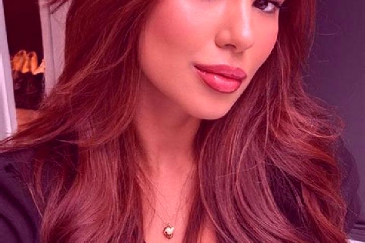 Piper, 27, a chestnut brown-eyed latina companion based in Ainring. Offering BDSM, Roleplay. Available for incall and outcall, day and evening dates.