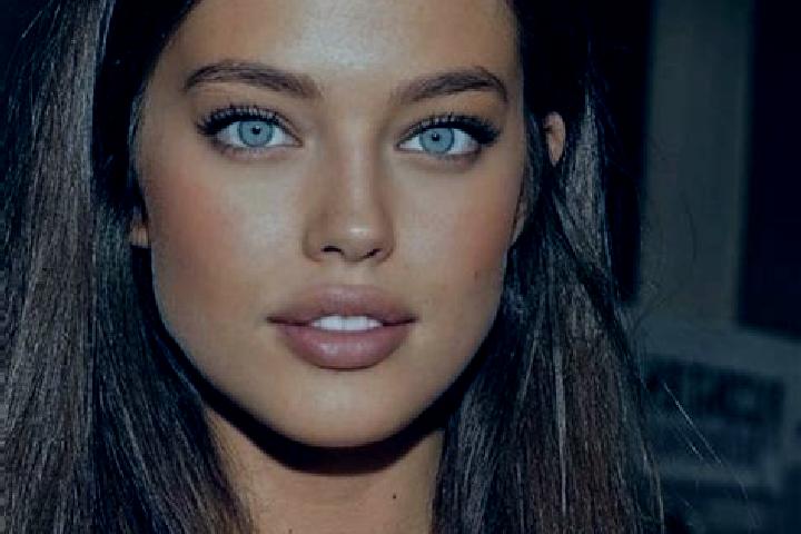 Piper, 27, a chestnut green-eyed mediterranean companion based in Galaxidhion. Offering A-Level, Overnight, Massage. Available for incall and outcall, overni...