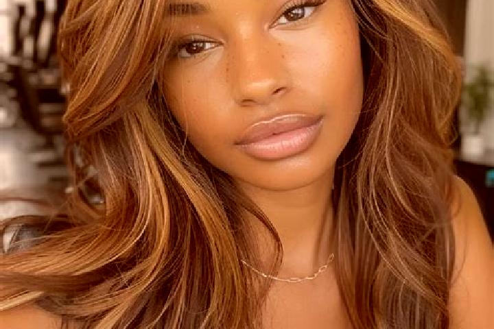 Piper, 27, a dark blonde dark-eyed mixed companion based in Moisei. Offering Roleplay, Overnight, OWO. Available for incall and outcall, overnight bookings a...