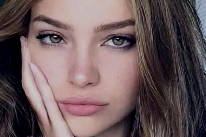 Piper, 27, a dark blonde hazel-eyed latina companion based in Alt-Sanitz. Offering 69, GFE, Girlfriend Experience. Available for incall and outcall, overnigh...
