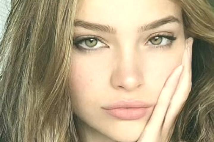 Piper, 27, a dark blonde hazel-eyed mediterranean companion based in Boianchuk. Offering Deep French Kissing, Roleplay, 69. Available for incall and outcall,...