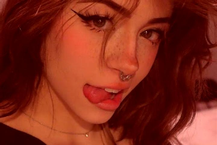 Piper, 27, a red green-eyed mediterranean companion based in Chambishi. Offering OWO, A-Level, Party Girl, Deep French Kissing. Available for incall and outc...