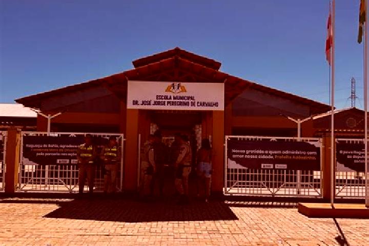 Piper, 27 — Escort in Itaguacu da Bahia, Brazil