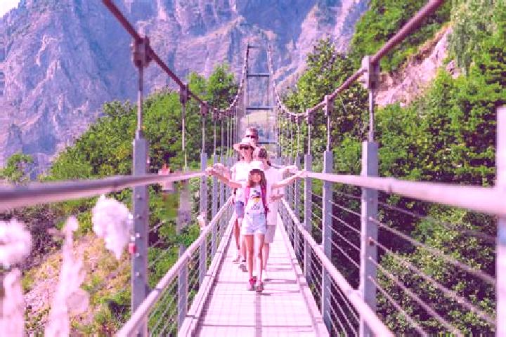 Piper, 27 — Escort in Saillon, Switzerland