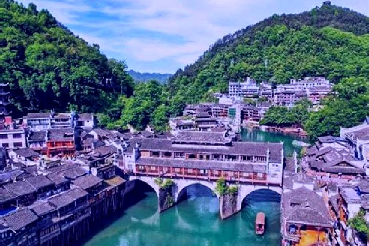 Piper, 27 — Escort in Shanjiang, China
