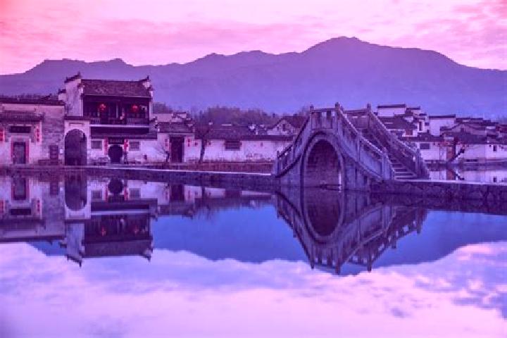 Piper, 27 — Escort in Xidi, China