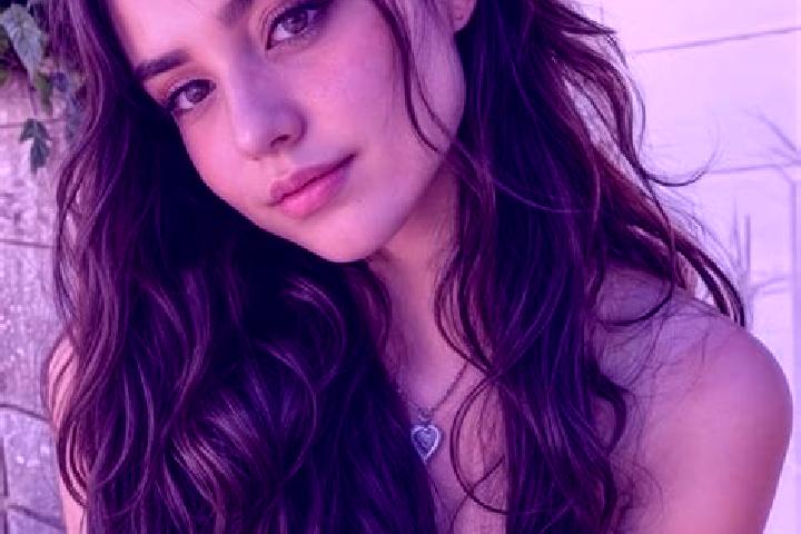 Piper, 28, a auburn hazel-eyed mediterranean companion based in La Salle-et-Chapelle-Aubry. Offering OWO, Fetish, GFE. Available for incall and outcall, over...
