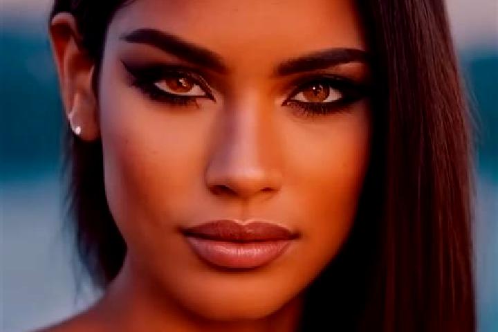 Piper, 28, a black grey-eyed latina companion based in Mafe. Offering Overnight, BDSM, Prostate Massage, Tantra, Dinner Date. Available for incall and outcal...