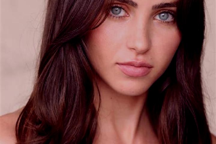 Piper, 28, a brunette blue-eyed indian companion based in Mlowo. Offering Fetish, Party Girl, 69. Available for incall and outcall, overnight bookings availa...