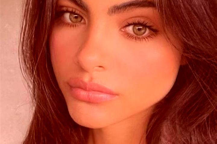 Piper, 28, a chestnut dark-eyed indian companion based in Saraiya. Offering Striptease, Domination, BDSM, GFE. Available for incall and outcall, overnight bo...
