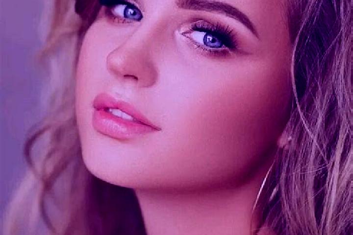 Piper, 28, a dark blonde blue-eyed slavic companion based in Umm at Tut. Offering Couples, BDSM. Available for incall and outcall, day and evening dates.