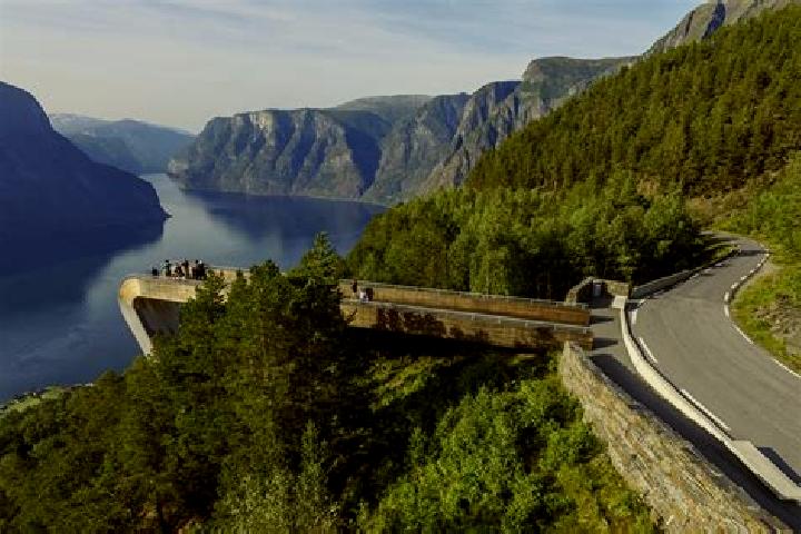 Piper, 28 — Escort in Alen, Norway