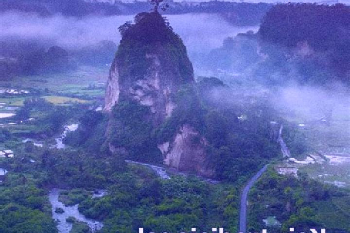 Piper, 28 — Escort in Enrekang, Indonesia