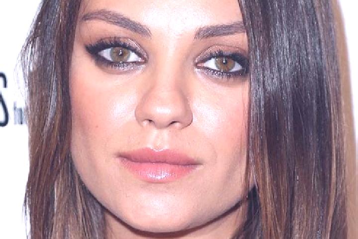 Piper, 29, a auburn hazel-eyed indian companion based in Runaway Bay. Offering Erotic Massage, BDSM, Tantra, Fetish, Prostate Massage. Available for incall a...