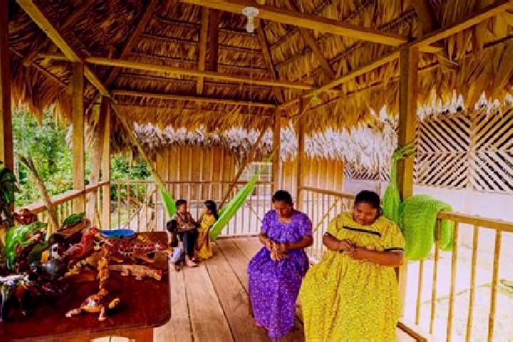 Piper, 29, a black hazel-eyed latina companion based in Bocas del Toro. Offering Dinner Date, Deep French Kissing, Massage, Erotic Massage. Available for inc...