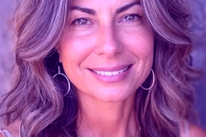Piper, 29, a brunette grey-eyed latina companion based in La Trinite. Offering Roleplay, Fetish, Girlfriend Experience. Available for incall and outcall, ove...