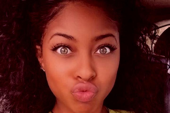 Piper, 29, a dark blonde green-eyed ebony companion based in Santiago. Offering Tantra, Deep French Kissing, OWO, Domination. Available for incall and outcal...